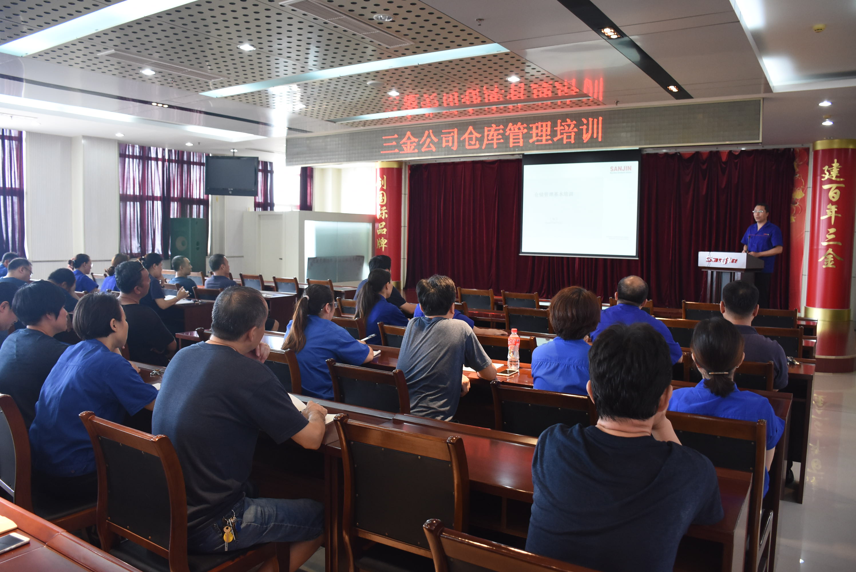 1535618715444131.jpg 1535618715444131.jpg